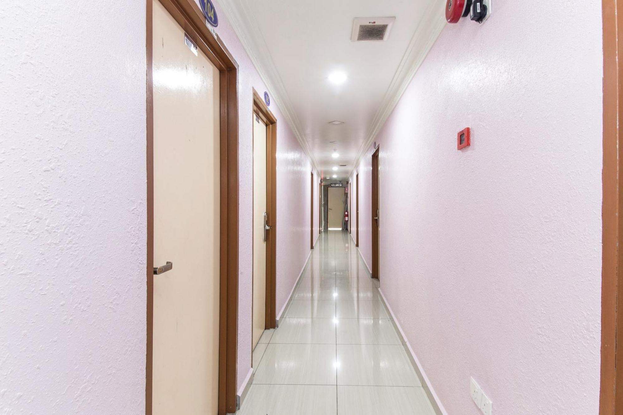 OYO 258 Hotel SMC Alam Avenue Shah Alam Dış mekan fotoğraf